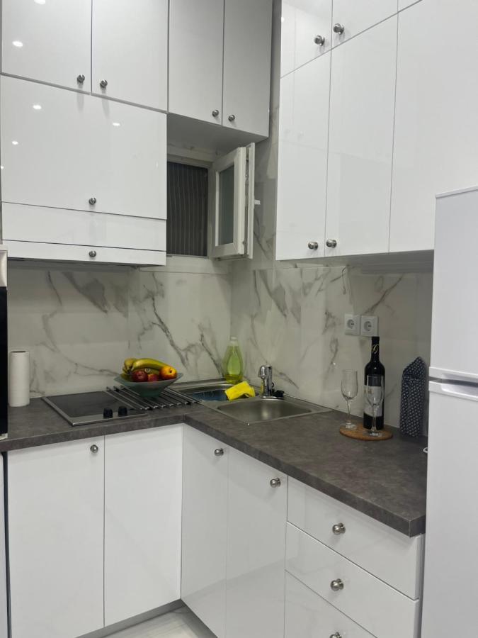 White Apartment Athens Atenas Exterior foto