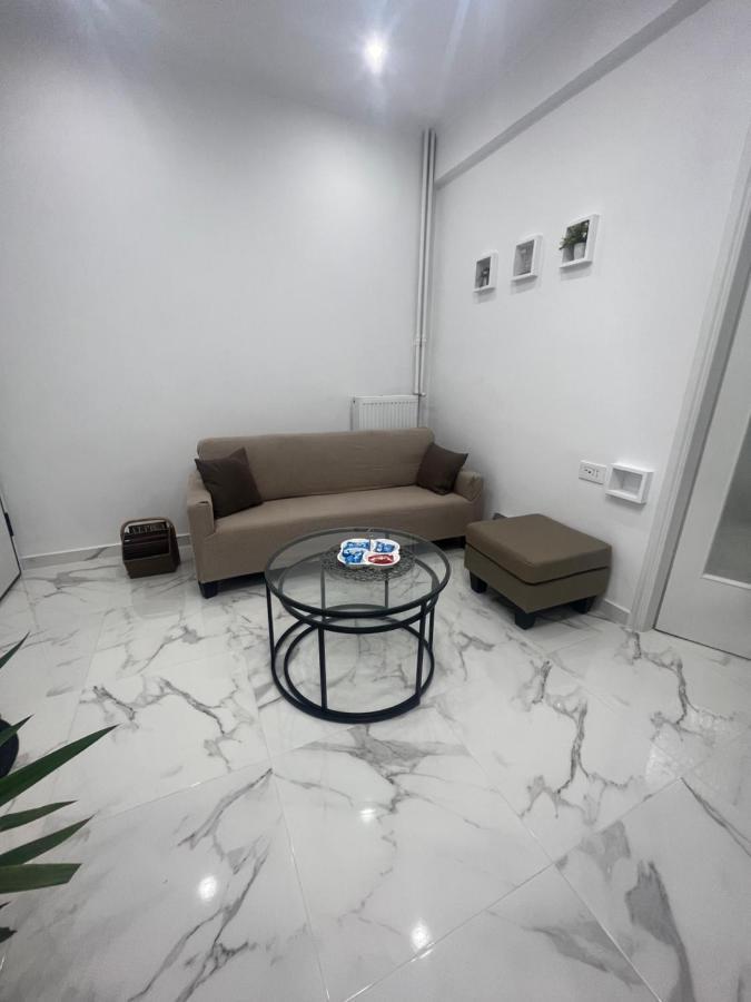 White Apartment Athens Atenas Exterior foto