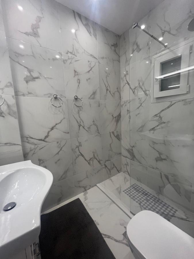 White Apartment Athens Atenas Exterior foto