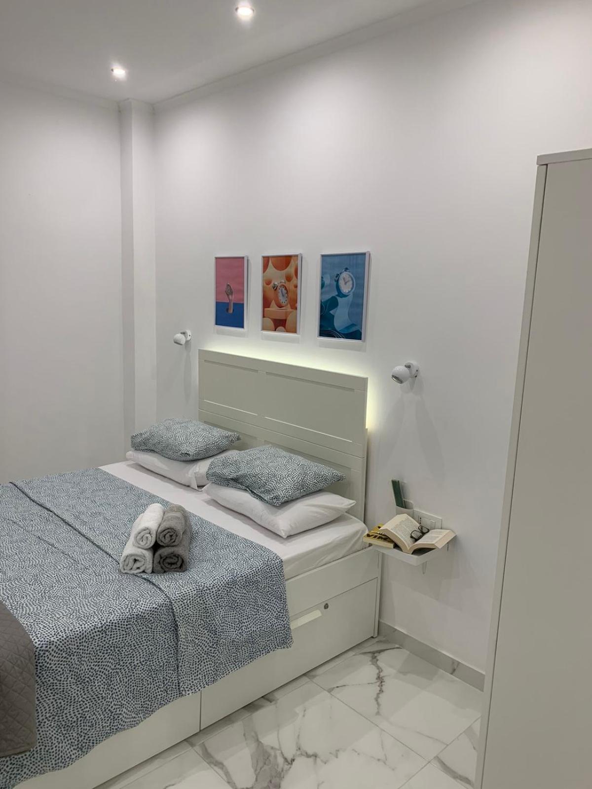 White Apartment Athens Atenas Exterior foto